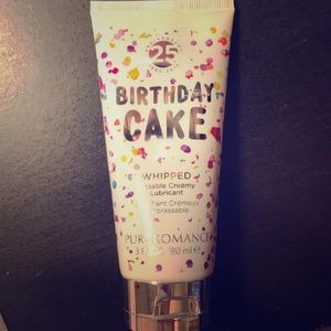 Whipped Kissable Creamy Lubricant